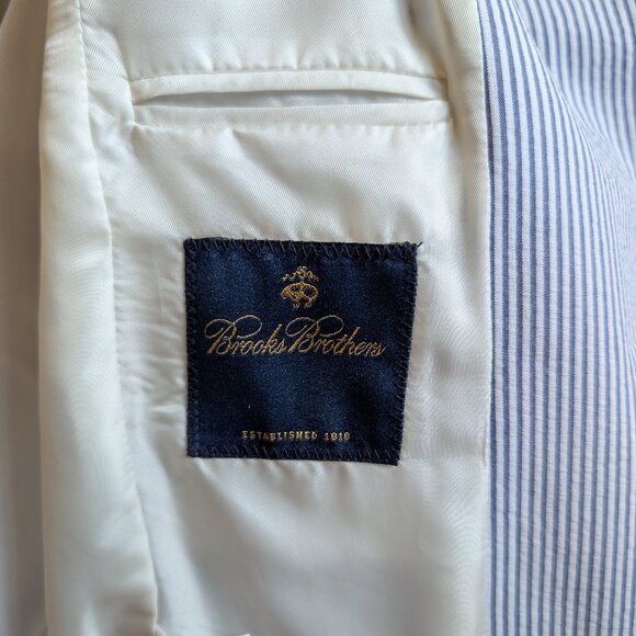 Brooks Brothers Stellita Fit Seersucker Blazer - Picture 6 of 13
